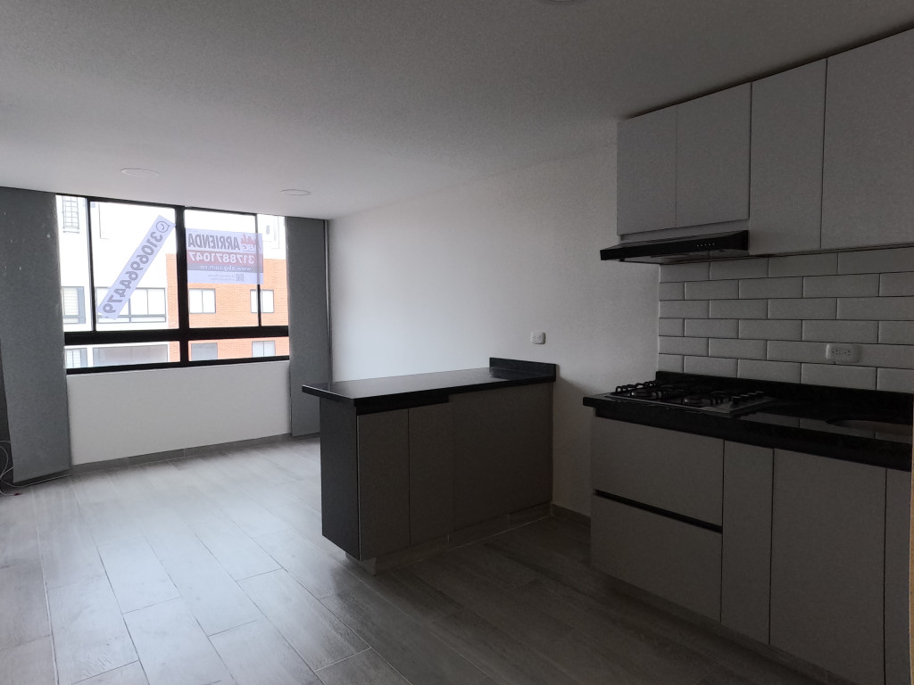 Apartamento En Arriendo - Ciudad La Salle, Bogotá