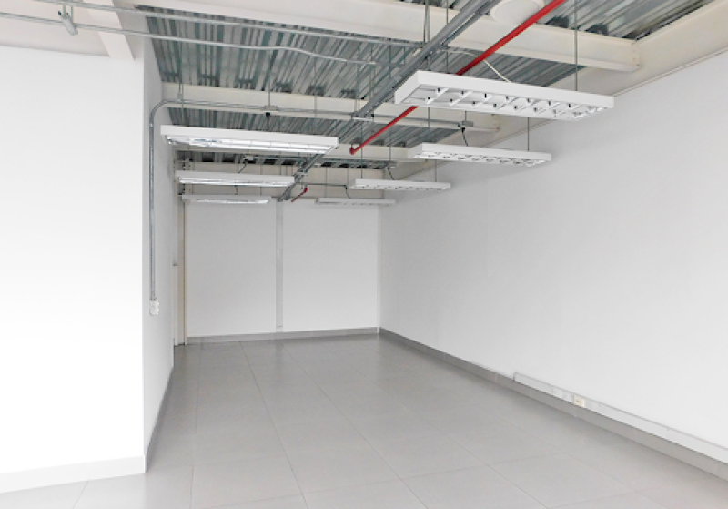 Oficina En Arriendo - La Castellana, Bogotá