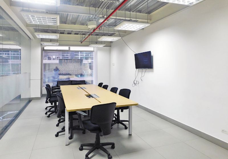 Oficina En Arriendo - La Castellana, Bogotá