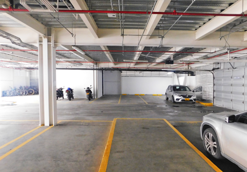 Oficina En Arriendo - La Castellana, Bogotá