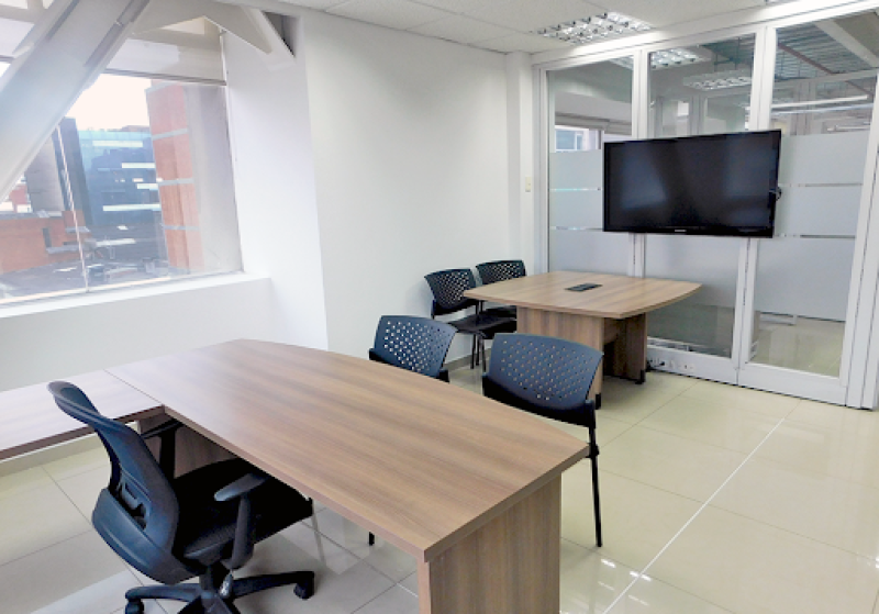 Oficina En Arriendo - La Castellana, Bogotá