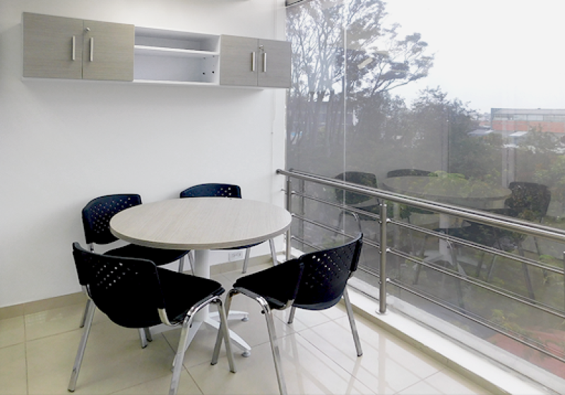 Oficina En Arriendo - La Castellana, Bogotá