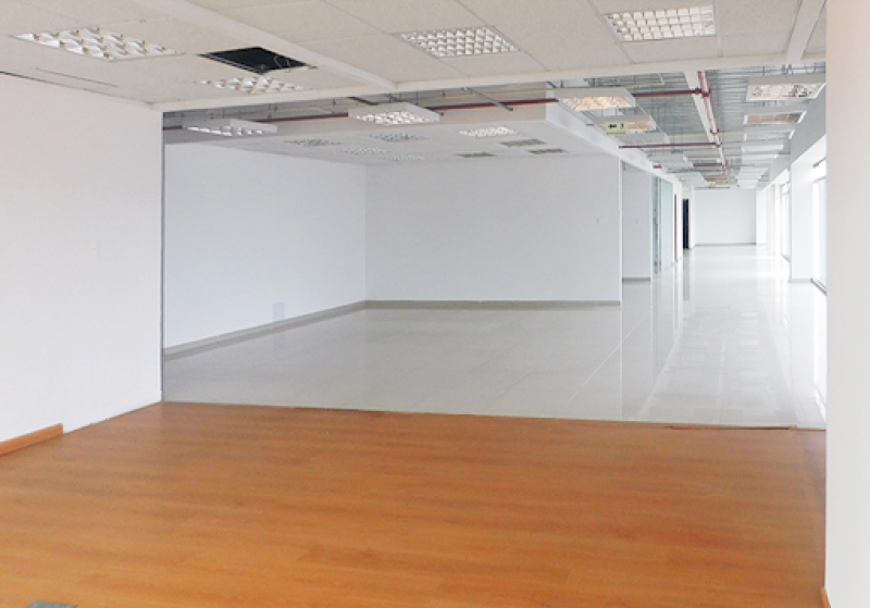 Oficina En Arriendo - La Castellana, Bogotá