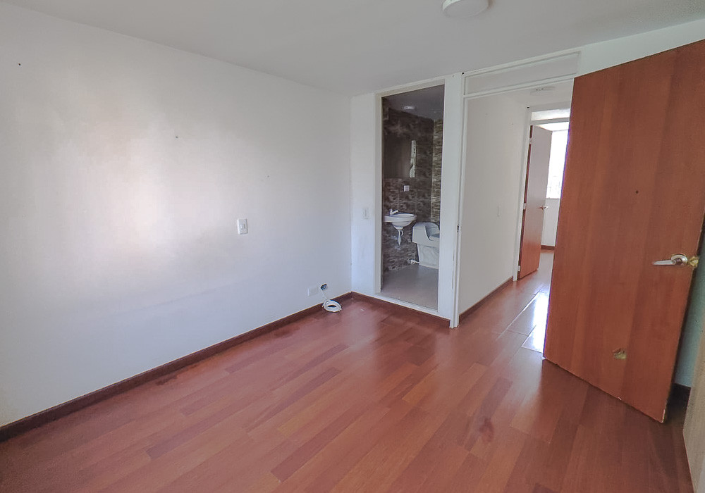 Casa En Venta - San Antonio Norte, Bogotá