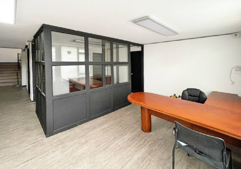 Comercial (Casa Para Comercio) En Arriendo - La Soledad, Bogotá