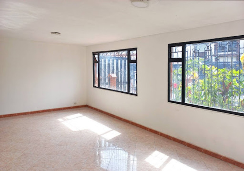 Casa En Venta - Normandía, Bogotá