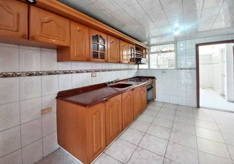 Casa En Venta - Normandía, Bogotá
