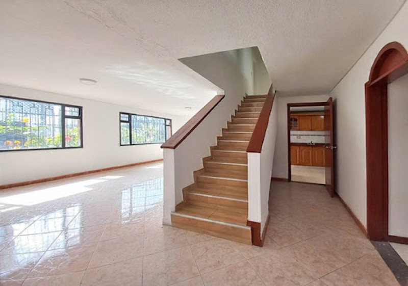 Casa En Venta - Normandía, Bogotá