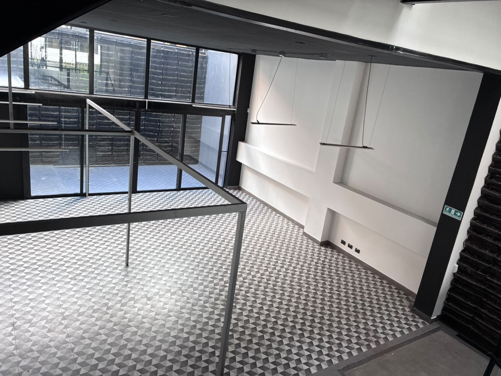 Edificio en arriendo en Santa Ana Occidental, Bogotá, 921 m² · foto 14 de 24