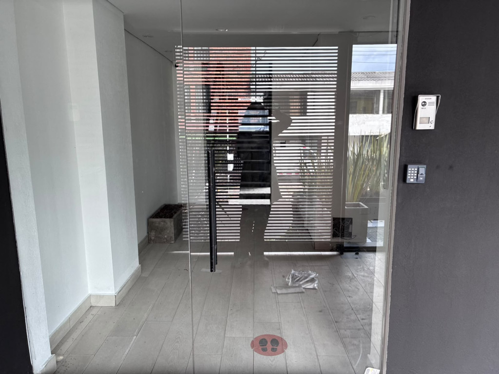 Edificio en arriendo en Santa Ana Occidental, Bogotá, 921 m² · foto 5 de 24