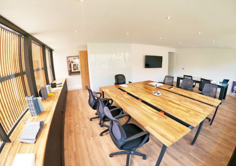 Comercial (Casa Para Comercio) En Arriendo - Santa Ana Occidental, Bogotá