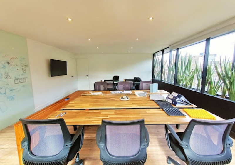 Comercial (Casa Para Comercio) En Arriendo - Santa Ana Occidental, Bogotá