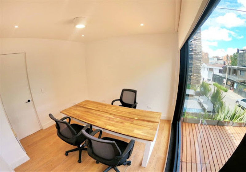 Comercial (Casa Para Comercio) En Arriendo - Santa Ana Occidental, Bogotá