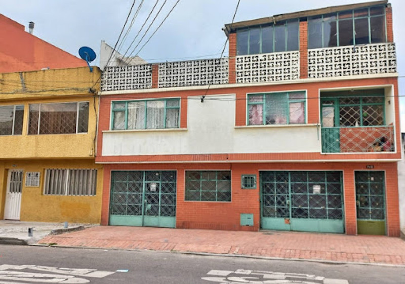 Casa En Venta - Simón Bolívar, Bogotá