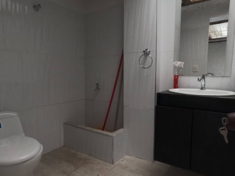 Local En Arriendo - Santa Barbara Oriental, Bogotá