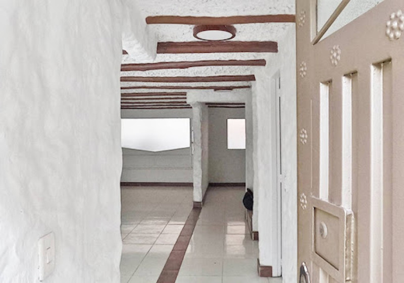 Local En Arriendo - Santa Barbara Oriental, Bogotá