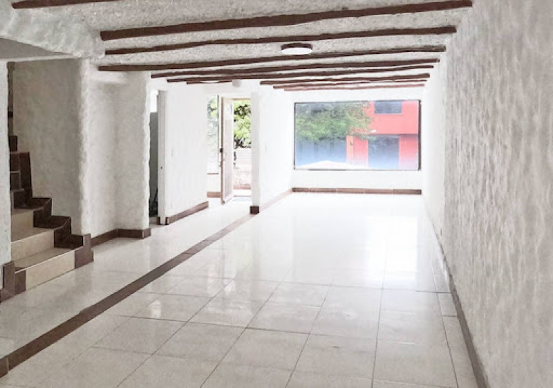 Local En Arriendo - Santa Barbara Oriental, Bogotá