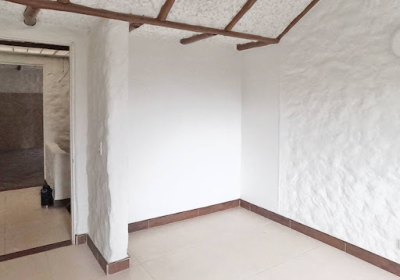 Local En Arriendo - Santa Barbara Oriental, Bogotá