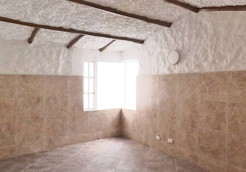 Local En Arriendo - Santa Barbara Oriental, Bogotá