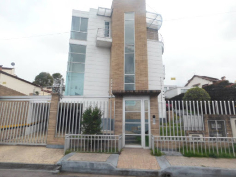 Casa - Apartamento(S) En Arriendo - Sotileza, Bogotá