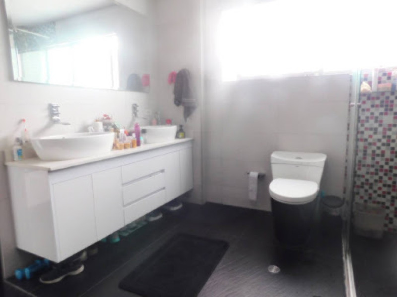 Casa - Apartamento(S) En Arriendo - Sotileza, Bogotá