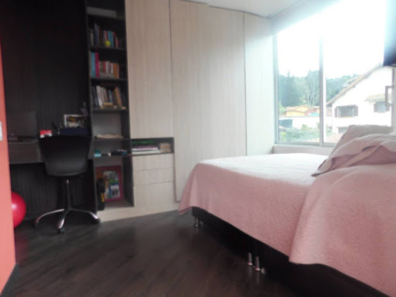 Casa - Apartamento(S) En Arriendo - Sotileza, Bogotá