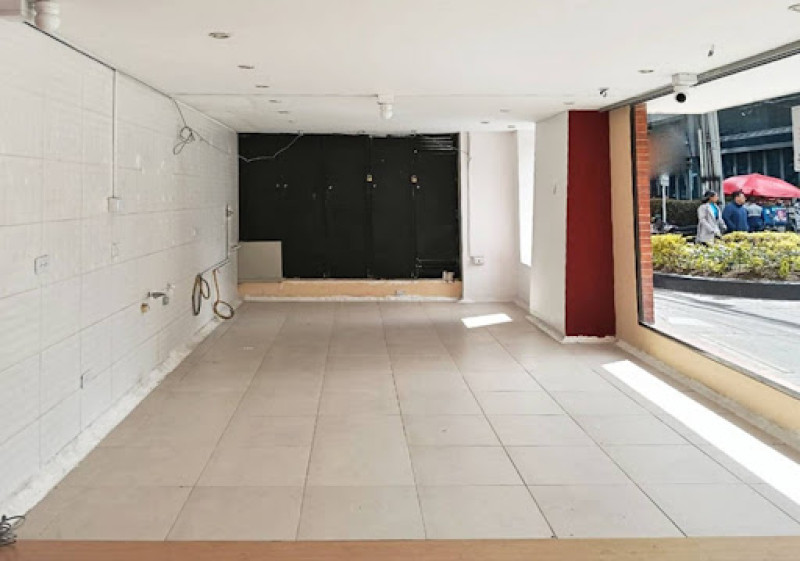 Local En Arriendo - Chicó, Bogotá