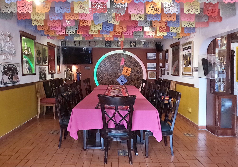 Comercial (Casa Para Comercio) En Arriendo - El Refugio, Bogotá