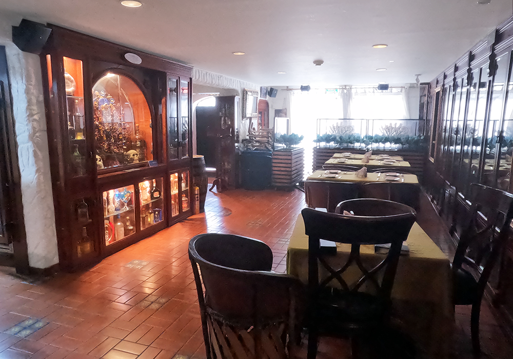 Comercial (Casa Para Comercio) En Arriendo - El Refugio, Bogotá