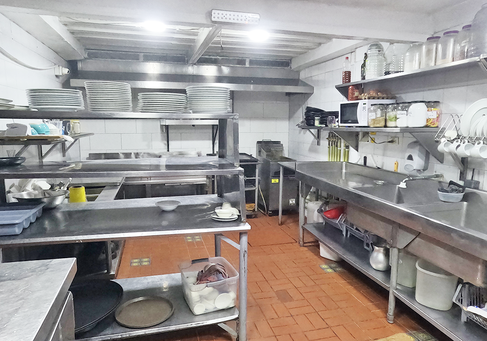 Comercial (Casa Para Comercio) En Arriendo - El Refugio, Bogotá