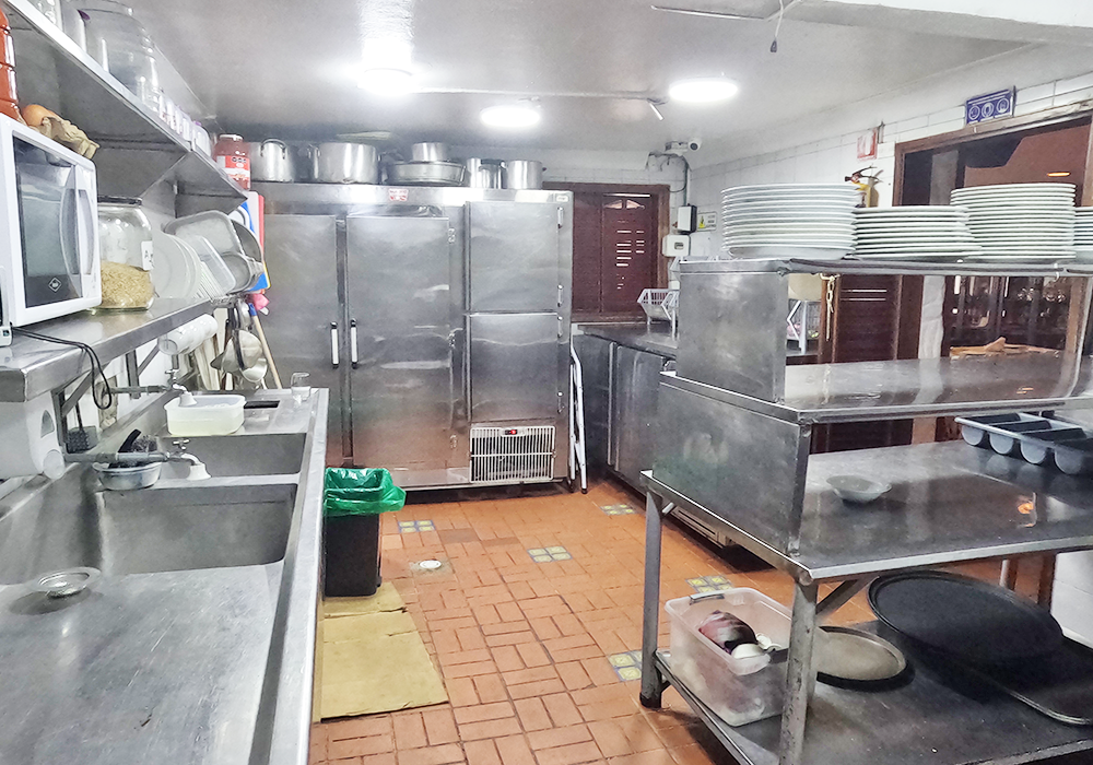 Comercial (Casa Para Comercio) En Arriendo - El Refugio, Bogotá