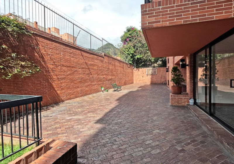 Apartamento En Venta - Los Rosales, Bogotá