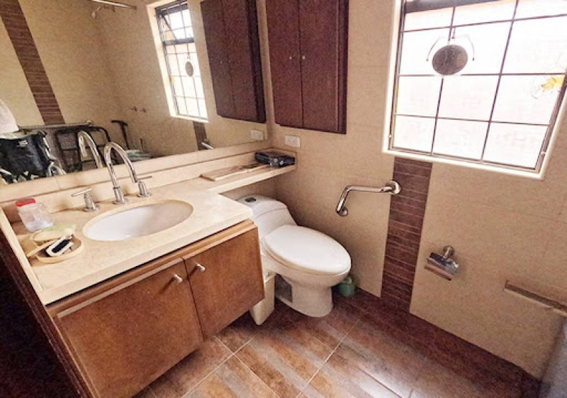 Apartamento En Venta - Los Rosales, Bogotá