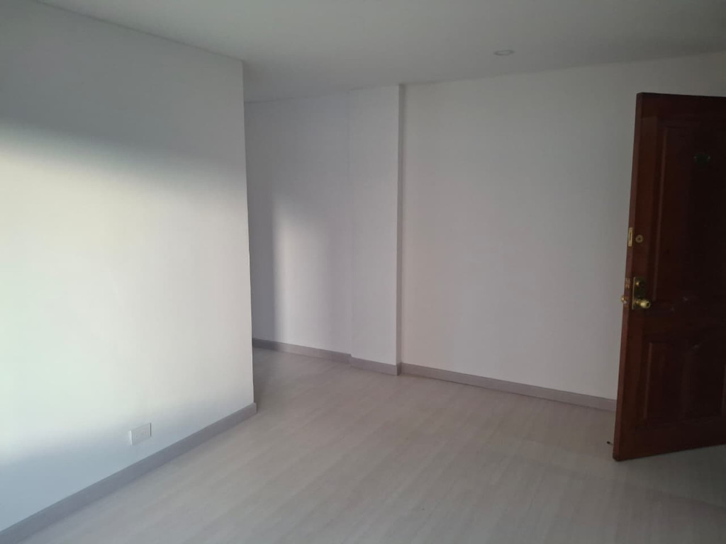 Apartaestudio En Arriendo - Chico Norte, Bogotá