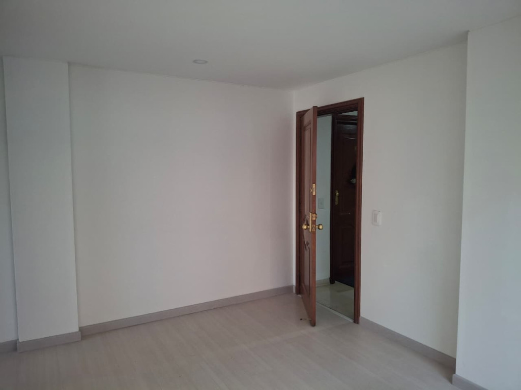 Apartaestudio En Arriendo - Chico Norte, Bogotá