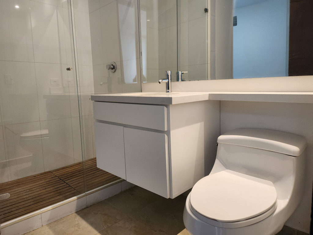 Apartamento En Arriendo - Los Rosales, Bogotá