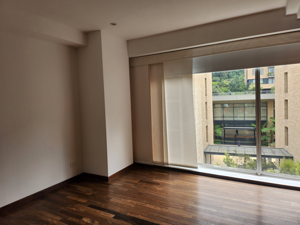 Apartamento En Arriendo - Los Rosales, Bogotá
