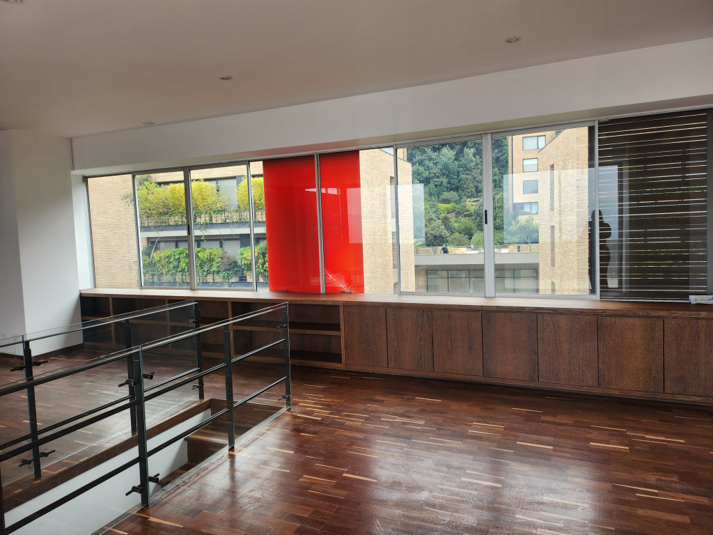 Apartamento En Arriendo - Los Rosales, Bogotá