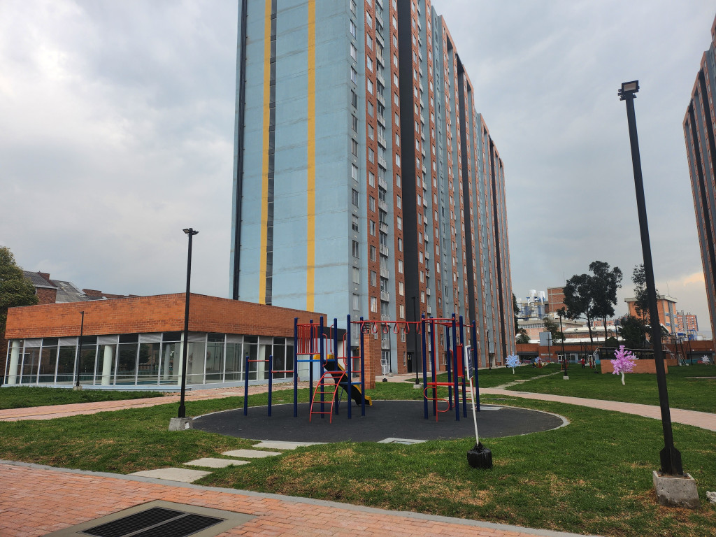 Apartamento En Arriendo - Primavera Sur-Occ., Bogotá