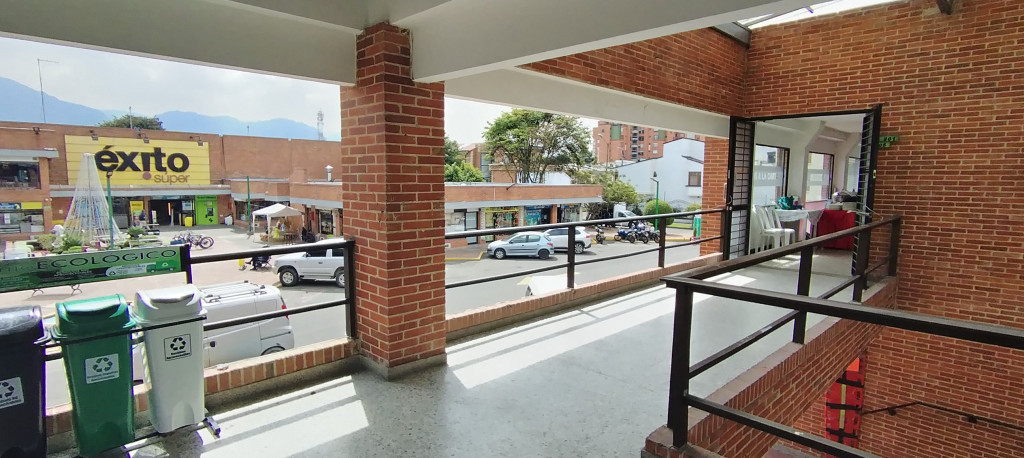 Local En Arriendo - Pablo Vi-Bosa, Bogotá