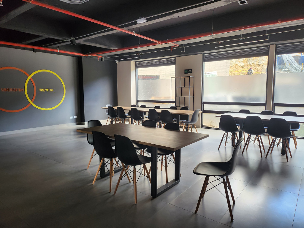 Apartaestudio En Arriendo - Bosque De Pinos-Usaquén, Bogotá