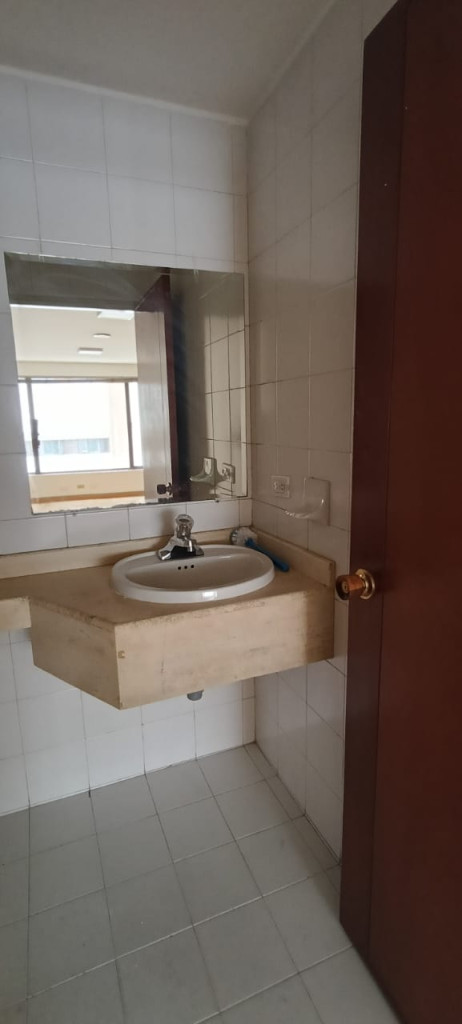 Oficina En Arriendo - El Lago, Bogotá