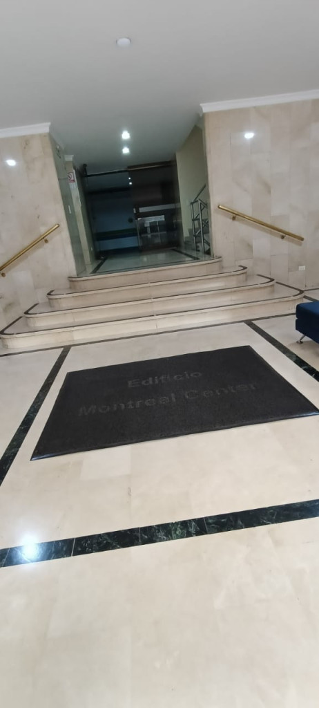 Oficina En Arriendo - El Lago, Bogotá