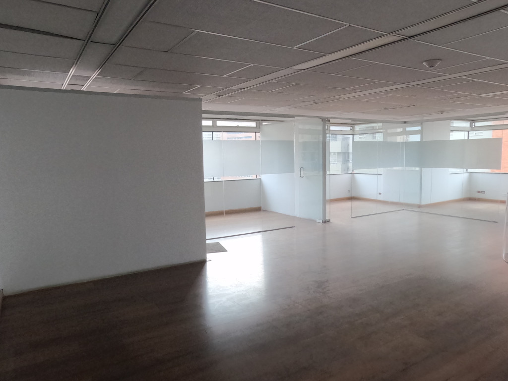 Oficina En Arriendo - Centro Internacional, Bogotá