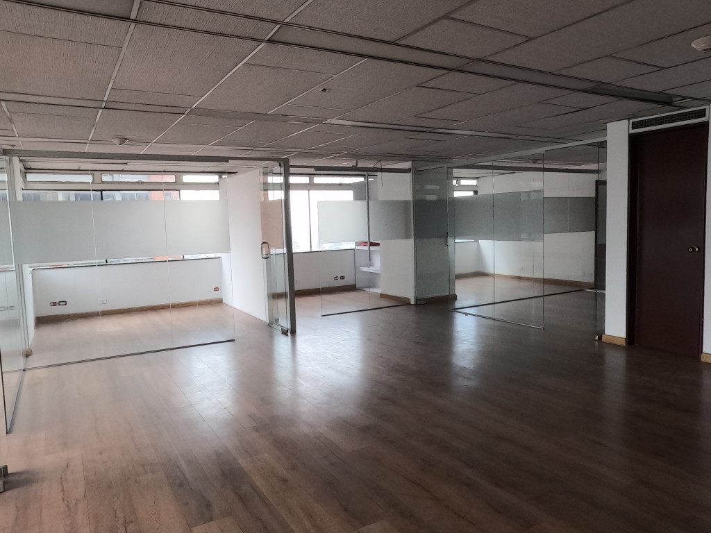 Oficina En Arriendo - Centro Internacional, Bogotá