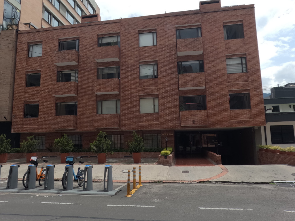 Apartaestudio En Arriendo - Chico Norte, Bogotá