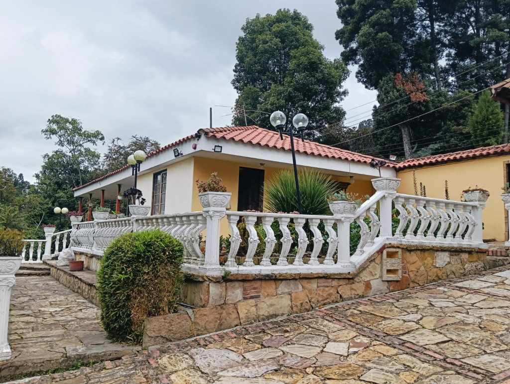 Casa Campestre En Arriendo - La Floresta De La Sabana-Usaquén, Bogotá