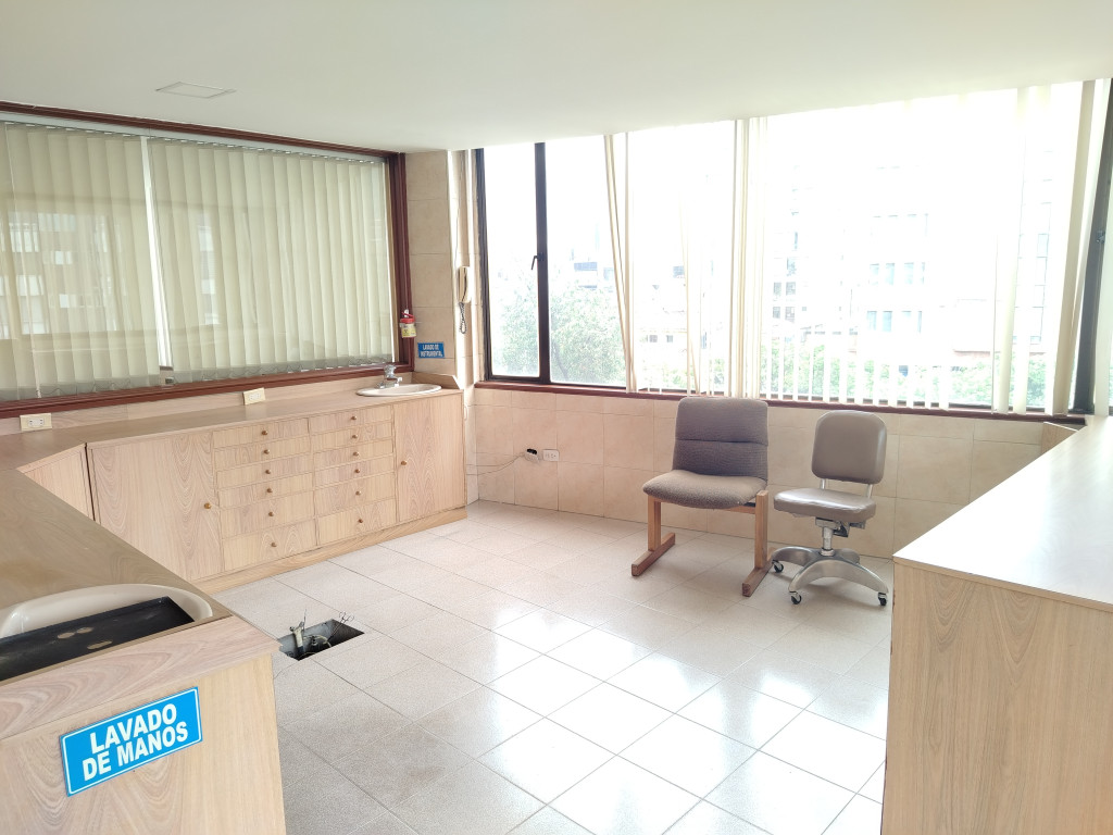 Consultorio En Arriendo - San Patricio-Usaquén, Bogotá
