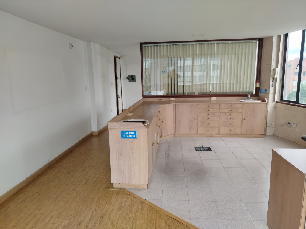 Consultorio En Arriendo - San Patricio-Usaquén, Bogotá