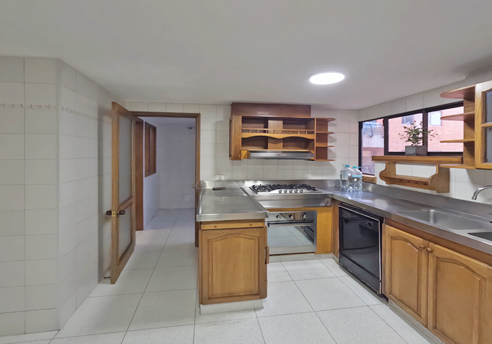 Apartamento En Arriendo - Los Rosales, Bogotá